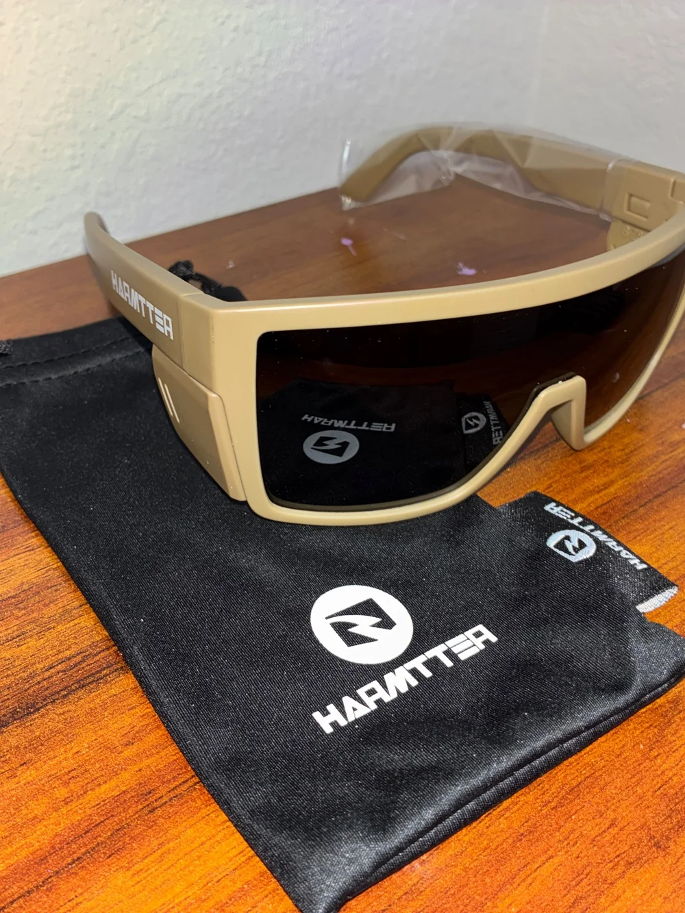 Gold VR/AR Protective Goggles with Dark Lenses